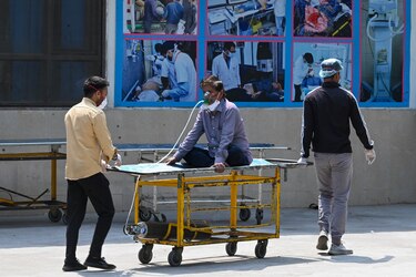 India registra récord de muertes por Covid-19