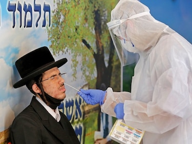 Israel recurre a la inteligencia artificial para atajar la segunda ola del virus