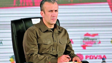 Maduro delega más tareas a El Aissami
