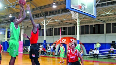 Semifinales en el baloncesto Kiwanis