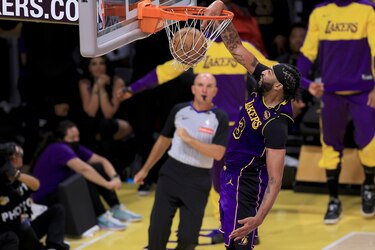 Los Lakers remontan a los Suns, los Warriors sonríen y los Knicks se reivindican