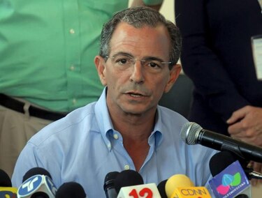 Fiscalía: Espionaje buscaba afectar proceso de paz en Colombia