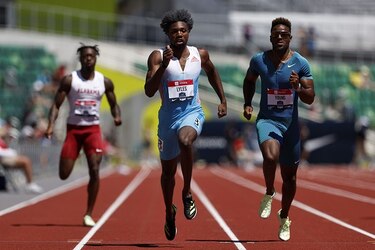 Noah Lyles, recuperado de covid, arranca fuerte en las pruebas al Mundial de Atletismo