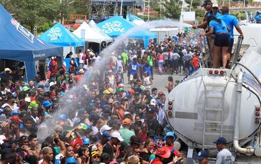 Gobierno anuncia horario especial para oficinas públicas por carnavales