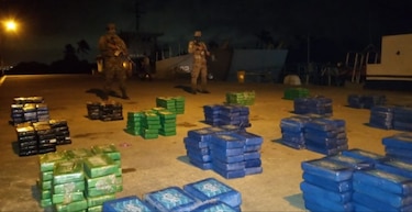 Autoridades decomisan más de 2 toneladas de droga en tres días en Colón