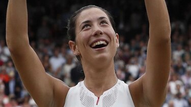 Muguruza se estrena con victoria ante Ostapenko
