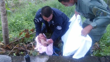 Abandonan a bebé recién nacido en jardín de Boquete, Chiriquí