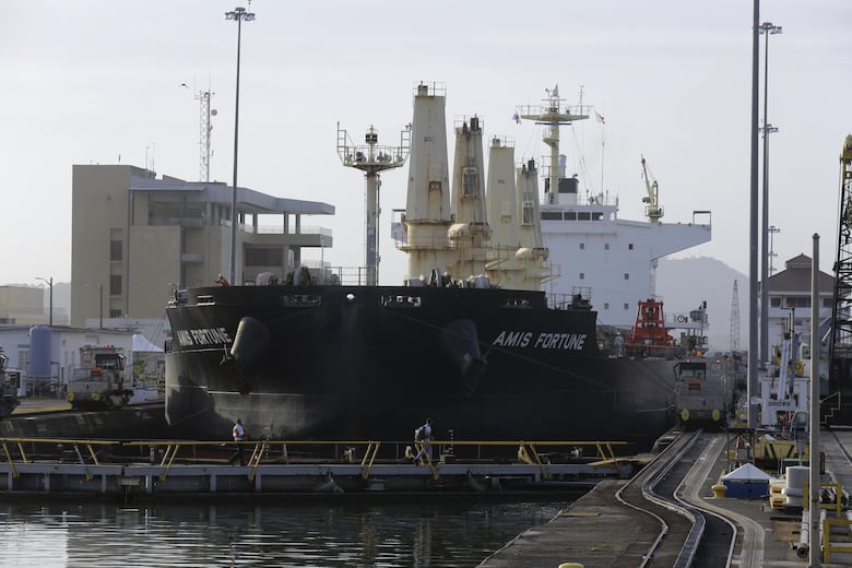 Canal de Panamá corre el riesgo de perder más clientes