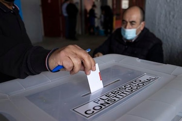 Por la unidad nacional