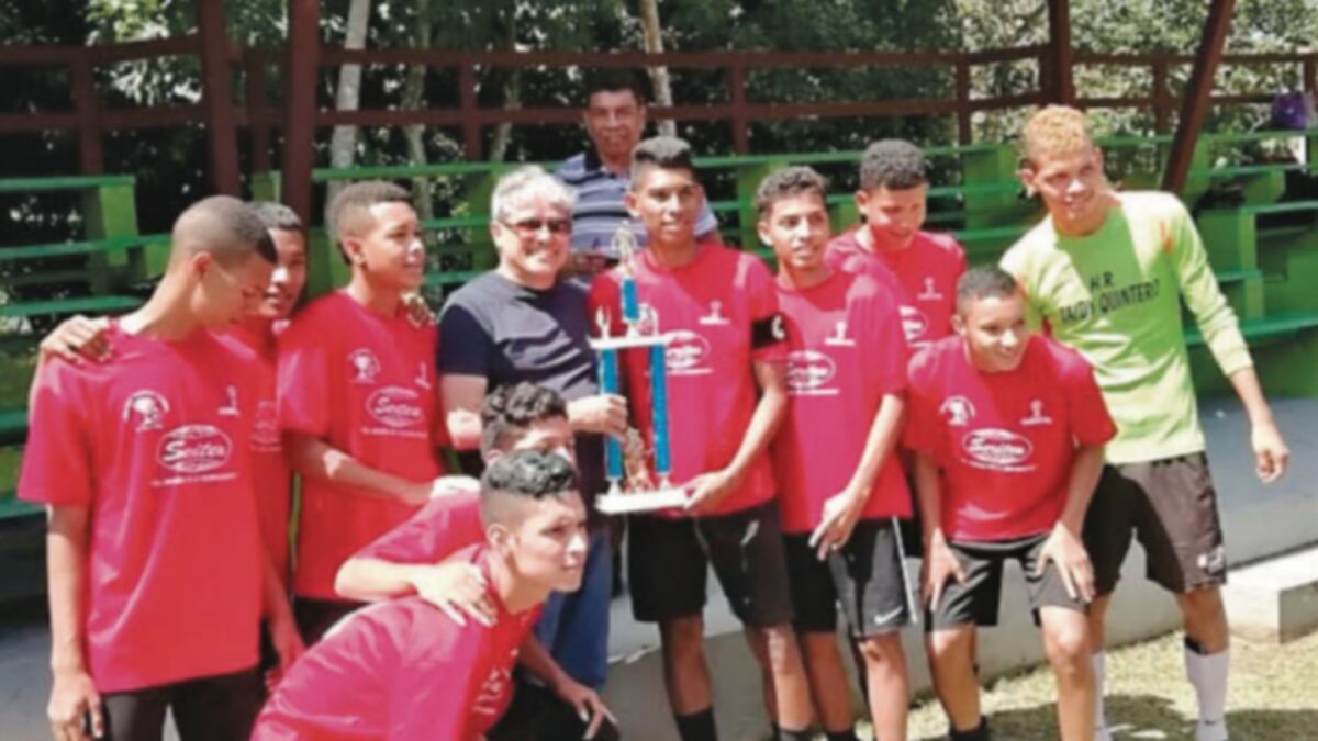 Academia FC Jr. 18 ganó la Copa Bombito Romero | La Prensa Panamá