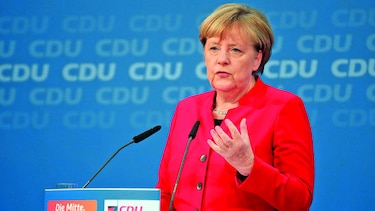 Merkel se postula para un cuarto período de gobierno