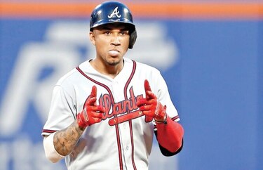 Johan Camargo empuja tres en victoria de los Bravos