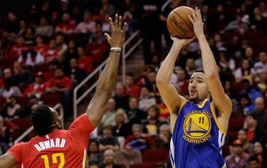 Thompson anota 38 puntos y los Warriors despiden el año con triunfo