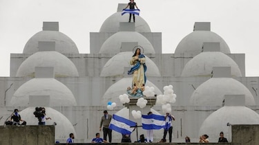 Homenaje a víctimas de matanza en Nicaragua se convierte en protesta contra el gobierno