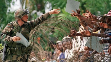 Crisis en Venezuela: las últimas intervenciones militares de EU en América Latina y el Caribe que acabaron con un cambio de gobierno