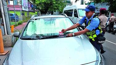 Comienza campaña ‘Parkeate bien’
