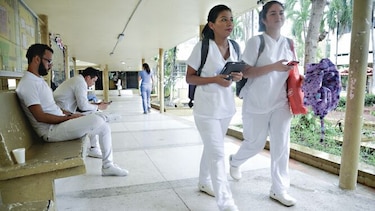Reducir matrícula en la Facultad de Medicina será ‘negativo’ para la salud