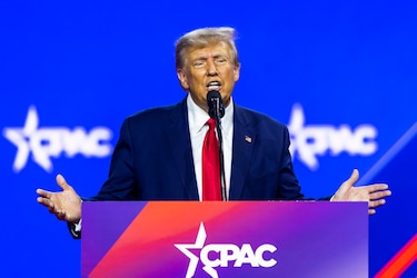 El gran jurado vota imputar a Donald Trump por el pago a una actriz porno