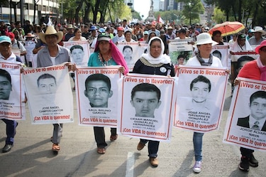 Fiscalía mexicana desmiente vínculos de estudiantes de Ayotzinapa con cártel