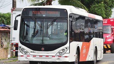 Desvíos en servicios de Mi Bus por desfiles patrios