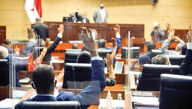 Los diputados debatirán las reformas laborales de forma presencial en el pleno 