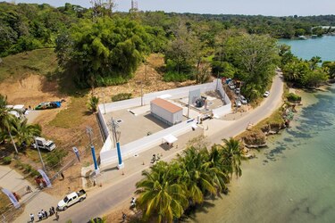 Naturgy inaugura una importante obra que interconecta Isla Colón al Sistema Nacional de electricidad mejorando la calidad del servicio