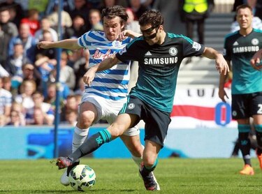 Gol de Fábregas da sufrido triunfo al Chelsea