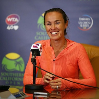 Martina Hingis anuncia su retiro