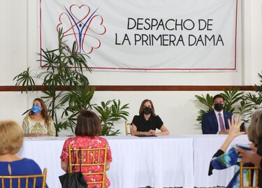Unidad de Bienes Revertidos traspasa terreno para futuro centro de Operación Sonrisa