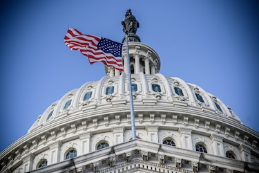 El Congreso de Estados Unidos elimina veto de Trump a presupuesto de Defensa