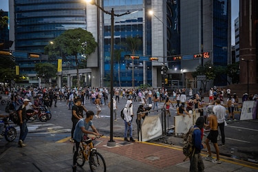 Con protestas, venezolanos han expresado su rechazo a la reelección de Maduro; así ha transcurrido la jornada