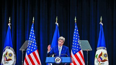 Israel puede ser judío o democrático, advierte Kerry