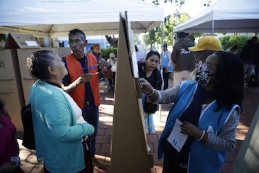 Partidos opositores salvadoreños denuncian ‘anomalías’ en las elecciones presidenciales