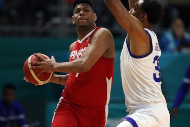 Panamá sucumbió en su debut contra República Dominicana