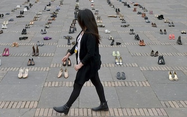 'En los zapatos' de un migrante para combatir la xenofobia en Colombia