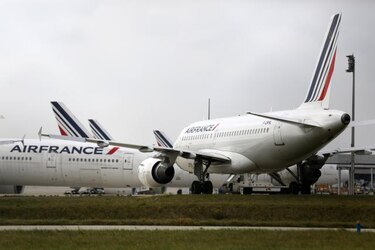 Air France mantendrá más del 50% de sus vuelos mañana y busca un acuerdo