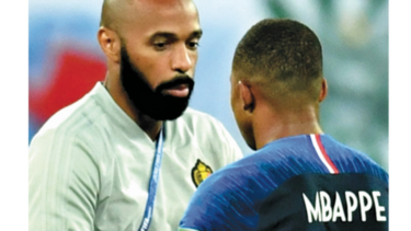 Francia gana y regresa a la final, 12 años después