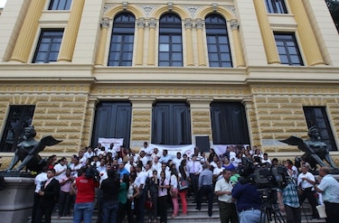 Docentes desean reunirse con ministra de Educación