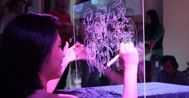 'Flux', primera exhibición individual de la artista pictórica Rosa Park