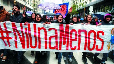 Marchan contra la violencia machista