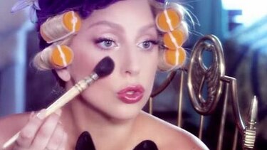 Lady Gaga y Shiseido redefinen el concepto de belleza