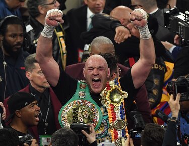 Fury avasalla a Wilder y le arrebata título de pesos pesados
