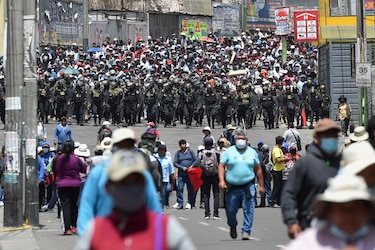 Perú decreta el estado de emergencia en todo el país durante 30 días