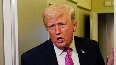 Trump dice que Estados Unidos podría apoderarse ‘fácilmente’ de la isla de Jark, sitio clave de la industria petrolera de Irán