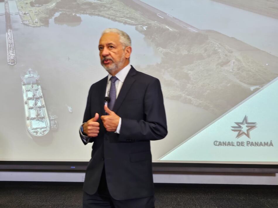 Canal de Panamá descarta sobrecostos en la mercancía por restricciones de tránsitos de buques