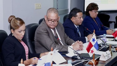Diputados aprueban traslado de partida para pago de deuda a medios de comunicación