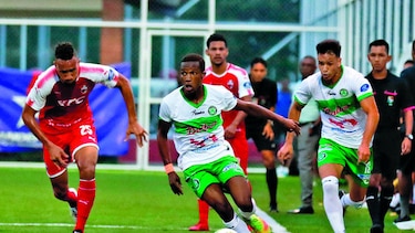 Duelo de invictos en el Cascarita Tapia