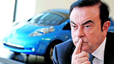 Carlos Ghosn se aparta de Nissan