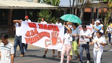 Realizan marcha por la paz en El Coco de La Chorrera