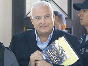Carpetilla llega al SPA; defensa de Martinelli prepara recursos